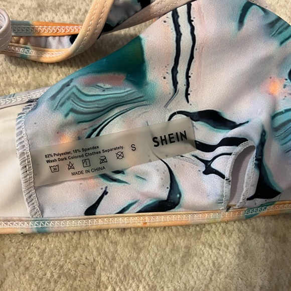 SHEIN bikini top - Picture 2 of 2